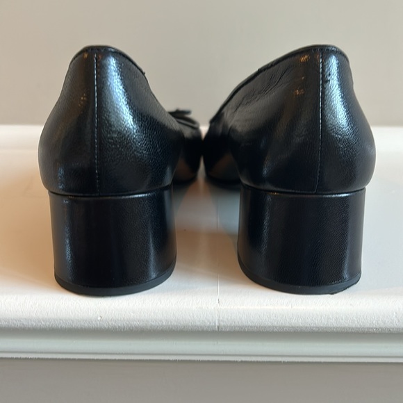 Tory Burch Cap Toe Pump EUC - Picture 6 of 7